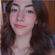 disponibile a dare lezioni per studenti delle scuole elementari e medie